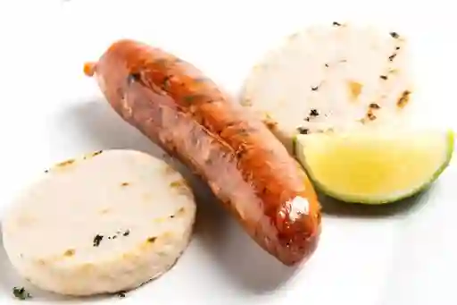 Chorizo con Arepa