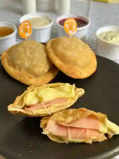 Pastel de Jamón y Queso