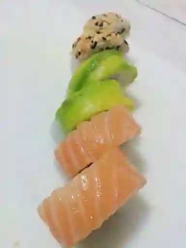 Ebi Avocado