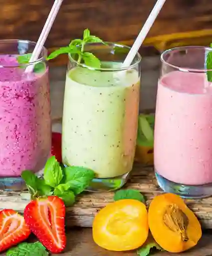 Jugos Natural en Leche 12 Oz
