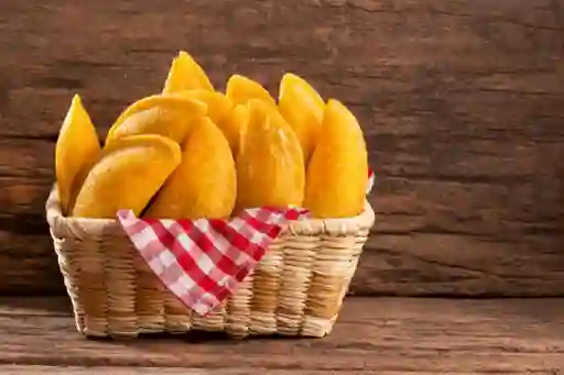 Empanadas de Añejo X 4