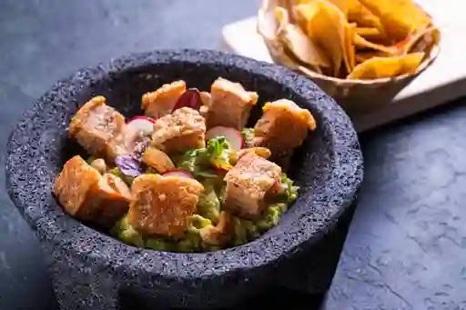 Guacamole con Chicharron