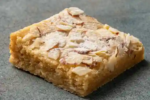 Blondie Almendras