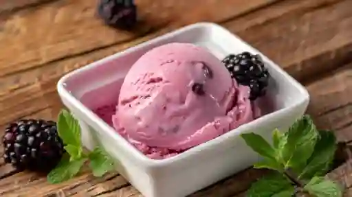 Helado De Mora Leche