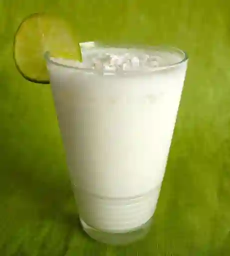 Limonada de Coco 16 Oz