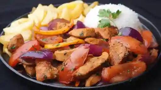 Pollo Salteado