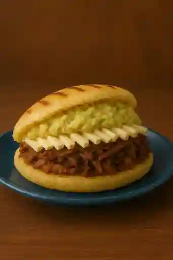 Arepa Tres Carnes (Mixta)