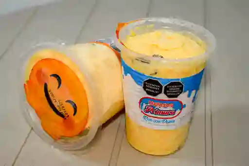 Vaso de Helado Sabor Ron con Pasas 9oz