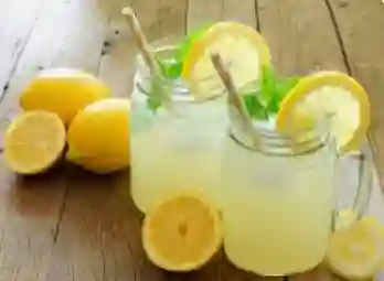Limonada Natural 17 Oz