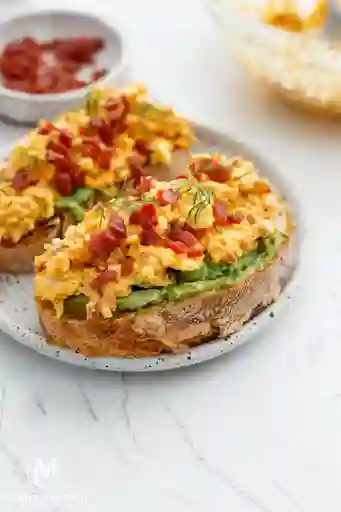 Tostada Avocado
