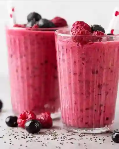 Smoothie Frutos Rojos 16oz