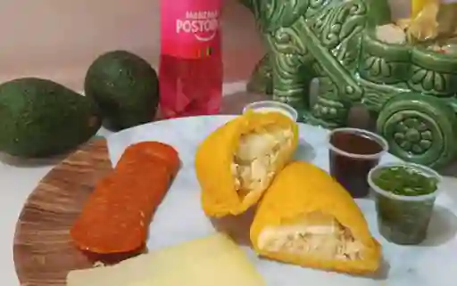 Empanada Peperoni