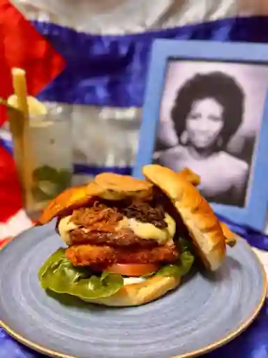 Hamburguesa el Coscorron de Celia