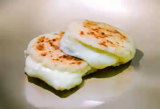 Arepa con Queso