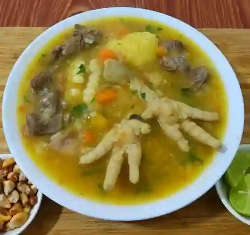 Consomé Menudencia