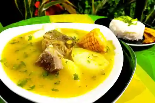 Sancocho de Costilla de Res