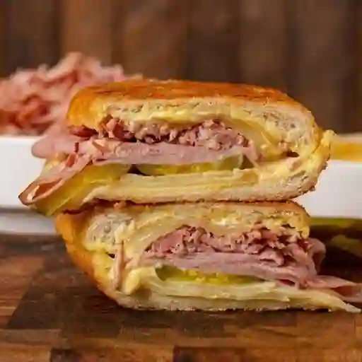 Sandwich Cubano Pollo