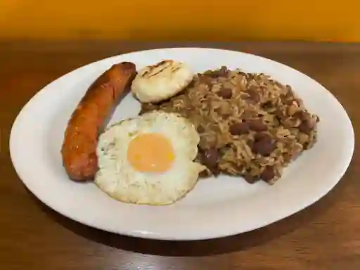 Calentado Antioqueño
