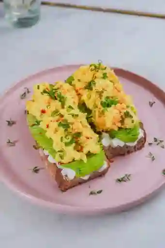 Tostada Avo Egg