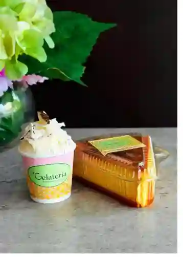 Combo Gelato 1 Sabor + Postre Flan de Caramelo