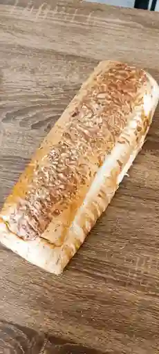 Pan 4 Quesos	