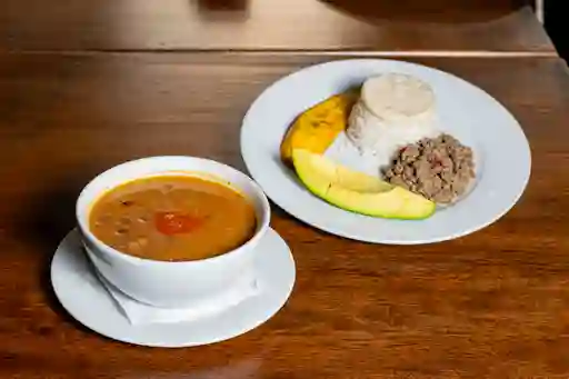Frijolada
