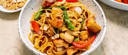 Espagueti Saltado