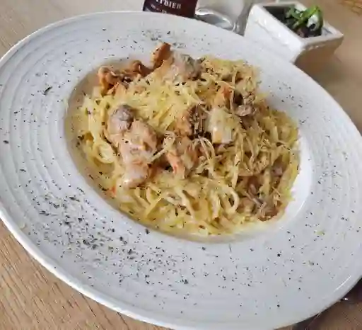 Pasta de Pollo y Champiñones