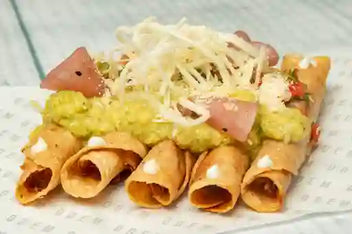 Flautas de Cochinita