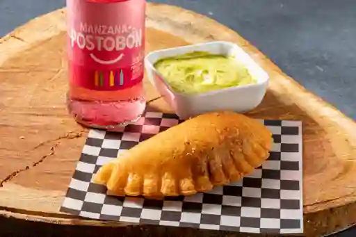 Combo Empanada Grande + Gaseosa