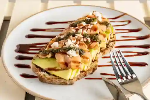 Tostada Salmon Ahumada