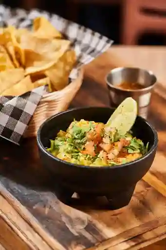 Guacamole con Nachos