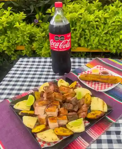Combo Picada Familiar y Gasesosa