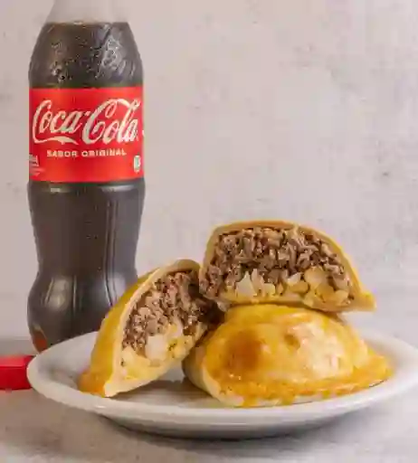 2 Empanadas Bebida