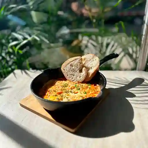 Huevos Napolitanos