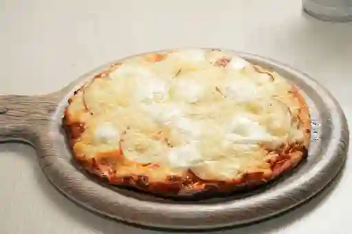 Pizza Cuatro Quesos (Pomodoro)