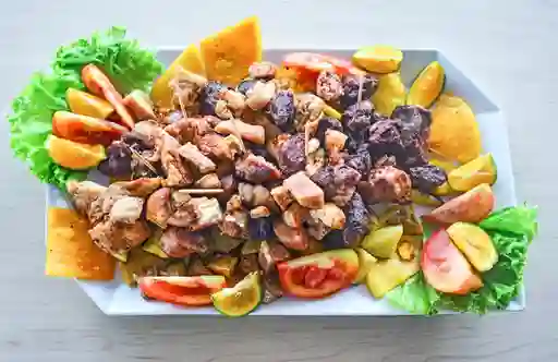 Picada para Tres O Cuatro Personas