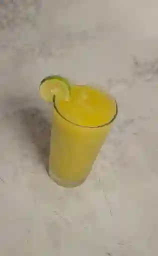 Limonada de Mango Biche 16 Onz