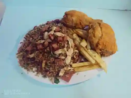 Arroz Chino 1/4 De Pollo Broaster