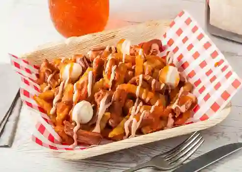 Salchipapa Pollo Champiñon
