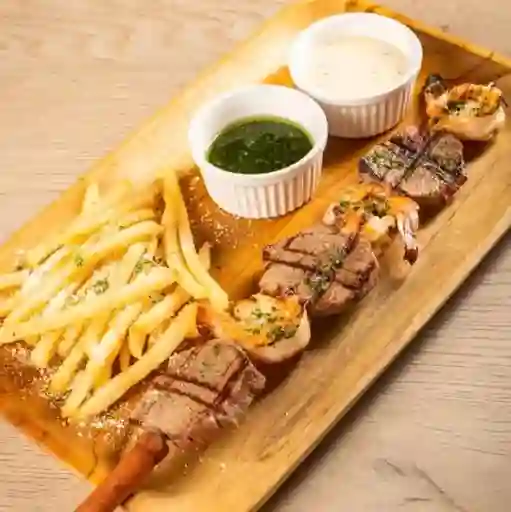 Brocheta Mar y Tierra