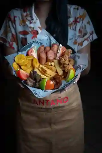 Combo Picada Antaño y 4 Cervezas