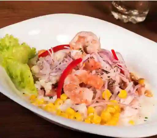 Ceviche Mixto