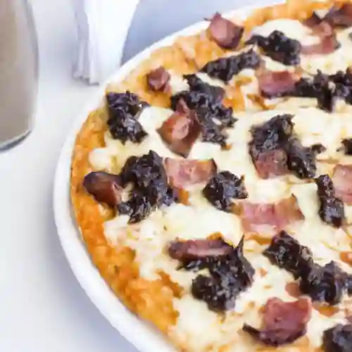 Pizza Tocineta Ciruela