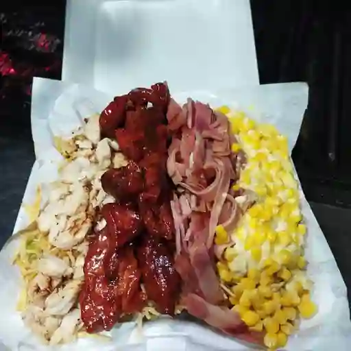 Salchipapa Mixta