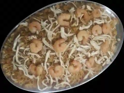 Chow Fan de Pollo y Camarón