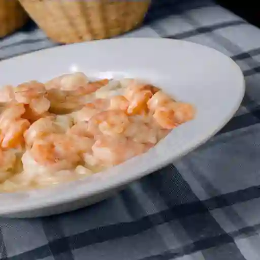 Spaghetti con Camarones