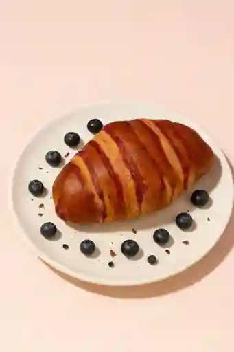 Croissant Arándanos y Frutos Rojos