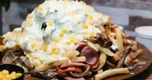 Salchipapa Ranchipollo
