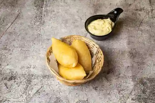 Carimañolas Rellenas de Queso